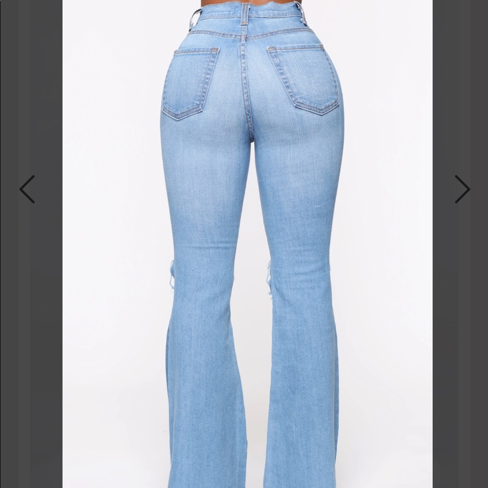 🥀DONATING 12/30 Dazed For Days Flare Jeans Distressed - Picture 3 of 6